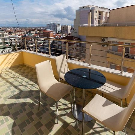 Spacious 2 Bedroom Apartment In Durres Beach Exterior foto
